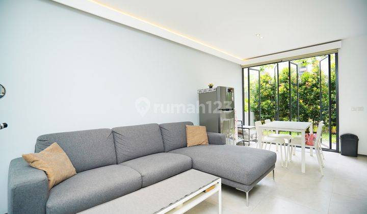 Rumah Strategis Dekat Pusat Belanja di Depok Harga Terbaik J4058 1