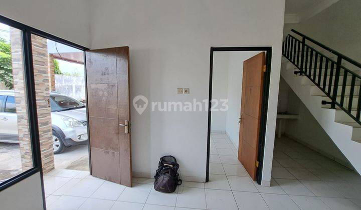 Rumah Minimalis 2 Lantai 10 Menit ke Stasiun Tangerang J9739 2