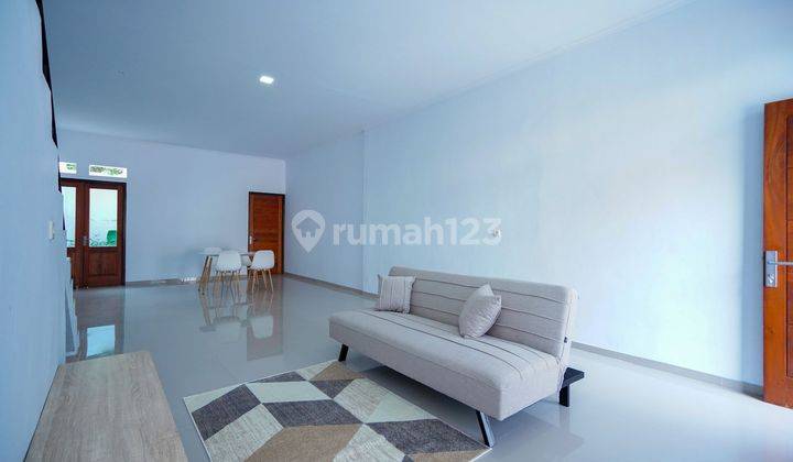 Rumah 2 Lt SHM LT 125 Harga Nego 15 Menit ke RSU Kota Tangerang Selatan J22496 2