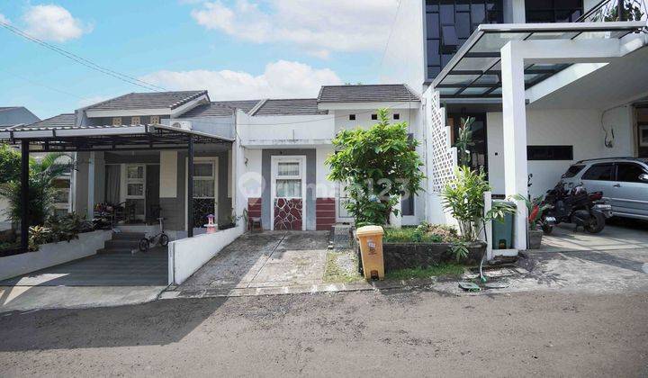 Rumah Hadap Selatan LT 120 SHM 15 menit ke Stasiun Rawa Buntu Siap KPR J22992 1