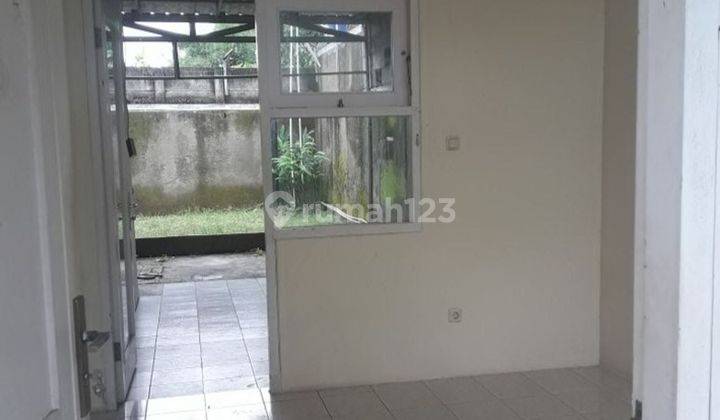 Rumah Hadap Selatan LT 120 SHM 15 menit ke Stasiun Rawa Buntu Siap KPR J22992 2