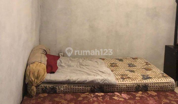 Rumah 2 Lt Strategis 8 Menit ke SDI Al Azhar 15 Pamulang Hadap Timur J22402 2