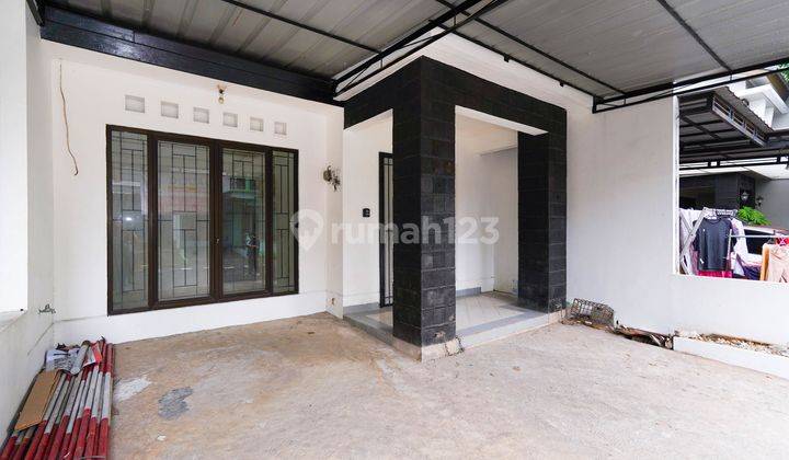 Rumah 2 Lt Free Renov di Belakang Transmart Graha Raya Dibantu KPR J22852 24