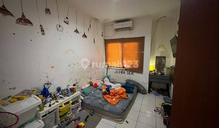 Rumah Hadap Timur 15 Menit ke The Breeze BSD City SHM Siap KPR Bisa Nego J24417 2