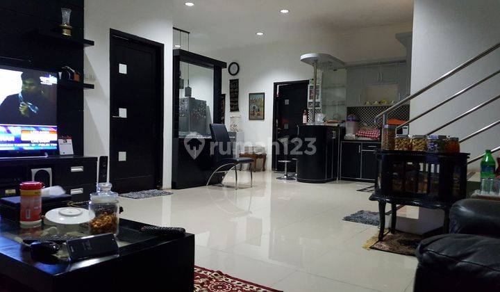 Rumah SHM 2 Lt Hadap Selatan 15 Mnt ke Taman Mini, Jaktim J18681 2