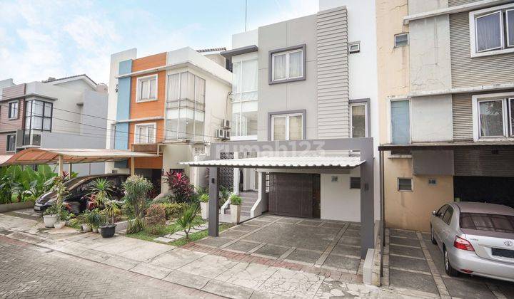 Rumah Strategis 2 Lantai di Komplek Graha Hijau Riviera Harga Nego Siap Kpr 2