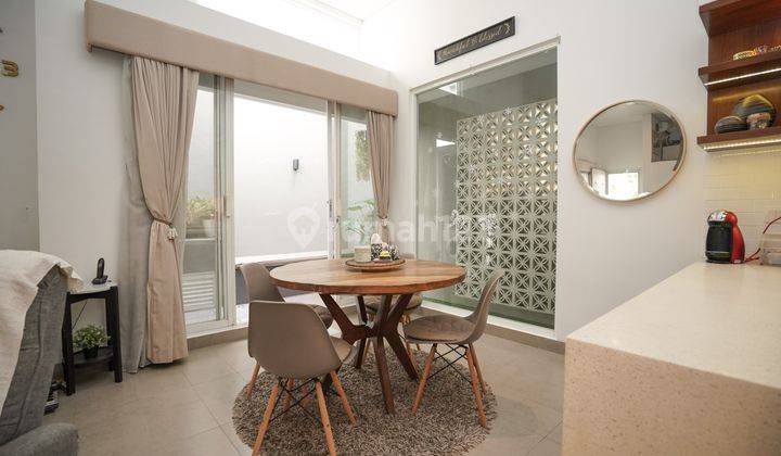 Rumah Strategis 2 Lantai di Komplek Graha Hijau Riviera Harga Nego Siap Kpr 6