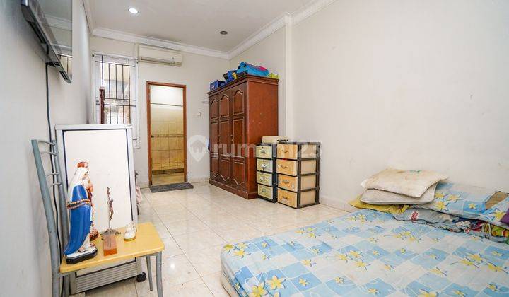 Rumah Strategis Bebas Banjir Dekat Cipondoh Harga Nego Siap Kpr 13