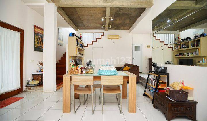 Rumah Unik Dekat Cilandak di Cempaka Town House Harga Nego Kpr 7