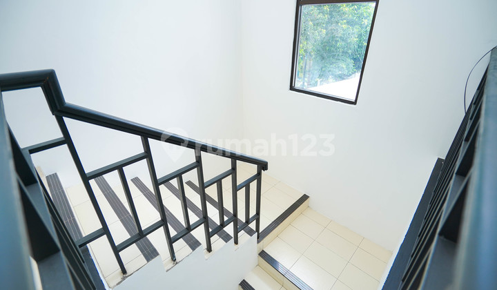 Rumah 2 Lantai Dekat Bsd di Permata Bintaro Harga Nego Kpr 16