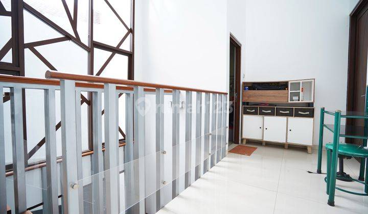 Rumah Unik Luas di Villa Gunung Lestari Area Ciputat Harga Nego Bisa Kpr 16