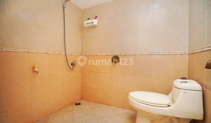 Rumah 2 Lantai Strategis Dekat Mall Pesona Square Siap Kpr Harga Nego 8