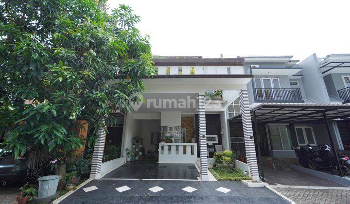 Rumah Unik Dekat Pasar Modern Bsd City Harga Nego Siap Kpr J13097 2