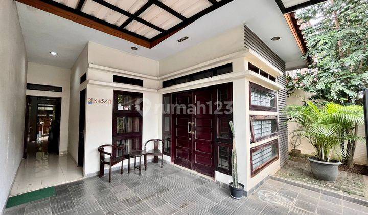 Rumah SHM LT 213 Hadap Timur 8 menit ke Mall Metropolitan Bekasi Siap KPR J15943 2