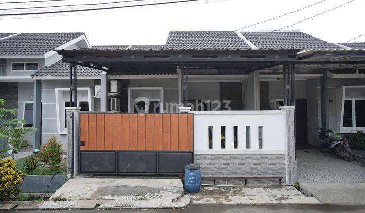 Rumah Siap KPR 15 menit ke RS. Taman Harapan Baru Bekasi Bebas Banjir J20569