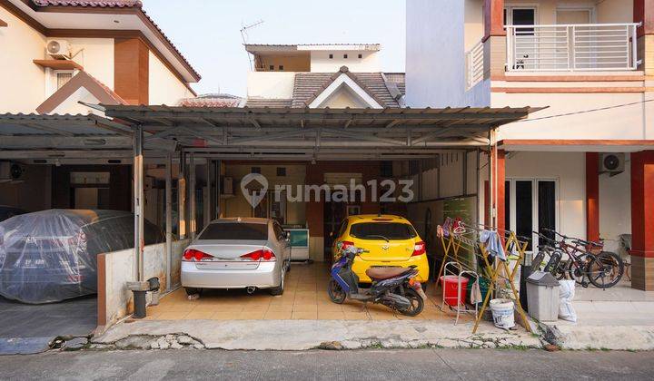 Rumah Hadap Timur Carport Luas 8 Menit ke Living World Grand Wisata Bekasi J24338 1