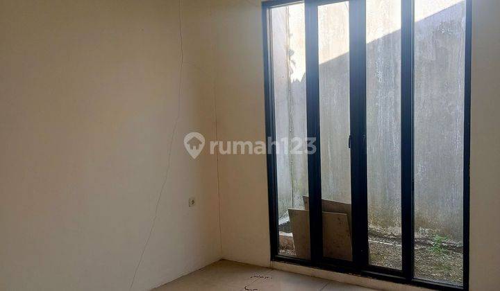 Rumah Siap Huni Dekat Mall dan Faskes di Bekasi LT 100 Dibantu KPR J25429 2