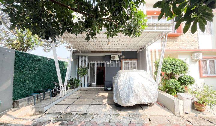 Rumah 2 Lt Cantik Siap Huni 15 Mnt ke RSUD Ciracas Harga Nego J25198 1