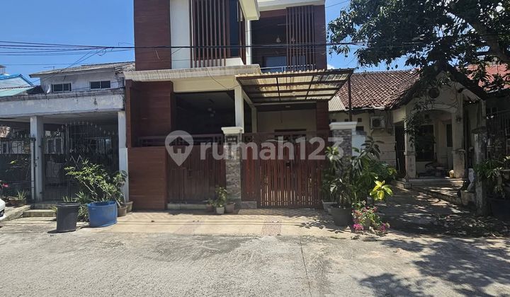 For sale, 2-story, good, 90m, SHM, Anggrek Sari house.
