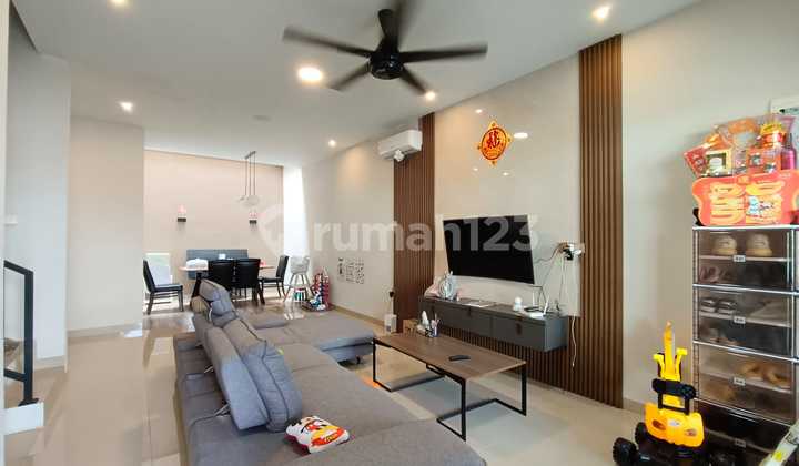 House.for.sale.second. Good. Hgb.105m. in Azure Bay Housing, Sadai, Sadai, Bengkong, Batam City, Riau Islands, Indonesia, 29432, Batam Centre 2