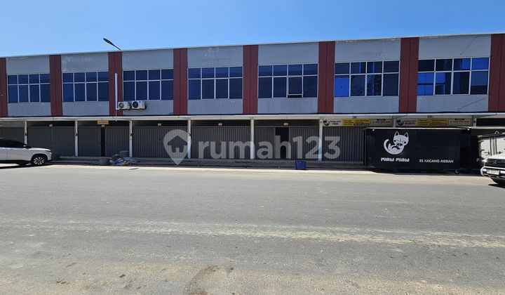 Shop house for sale. Good condition. HGB title. 70m. Ready to use. 2 floors.