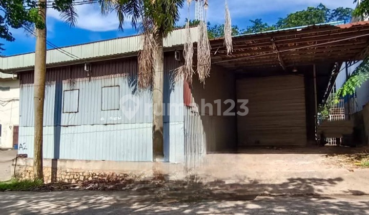 Close to Port Access,