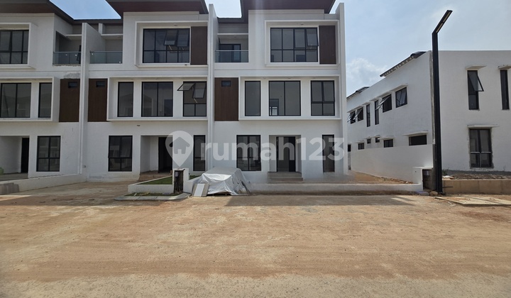 Rumah.jual.baru.hook.150m. Bagus. Hgb.diamond Pavilion Rumah.jual.baru.hook.150m. Bagus. Hgb.diamond Pavilion