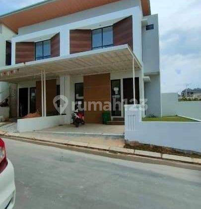 Rumah Baru 2 Lantai Di Central Hills, Batam Centre  1