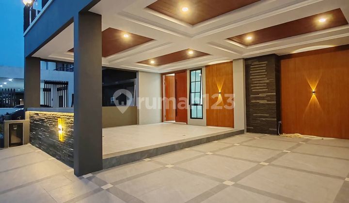 Rumah.jual.2lantai.bagus.hgb.220m.beverly 2