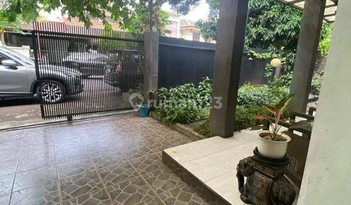 JUAL RUMAH STRATEGIS KEBAYORAN BARU 2