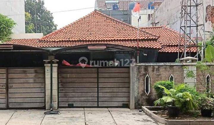 Jual Rumah Lama Kramat Pela 1