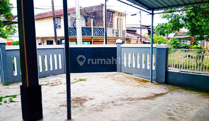 Rumah Hook Second Luas dekat Taman Jayawijaya di Mojosongo Jebres Surakarta 9