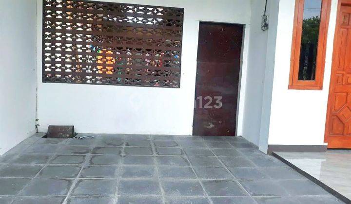 Rumah Bagus Strategis di Solo Kota 8