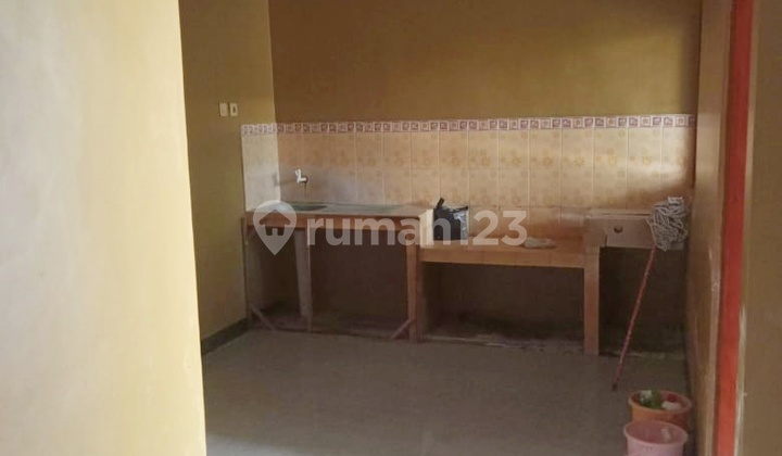 Rumah Second Bagus Strategis dan Nyaman Di Banyuanyar 5