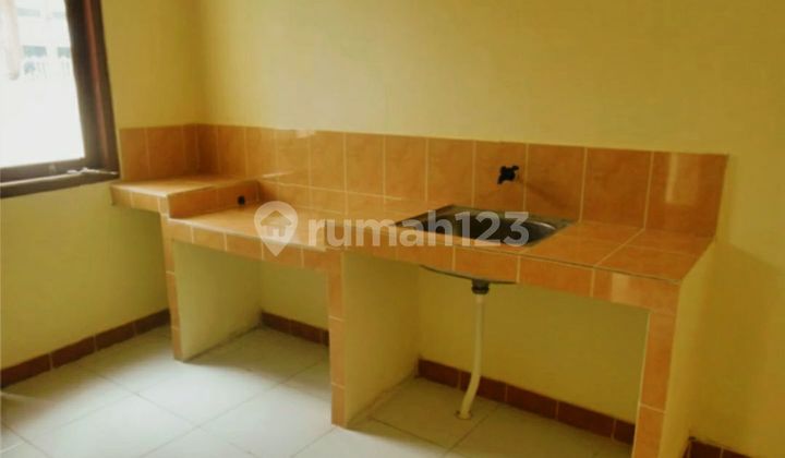 Rumah Second Bagus di Tengah Kota Solo 10