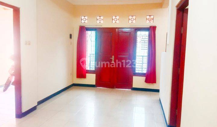 Rumah Second Bagus Siap huni dekat Kampus UNIBA 4