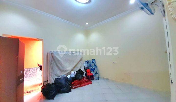 Rumah Second Bagus Nyaman di Gentan Sukoharjo 9