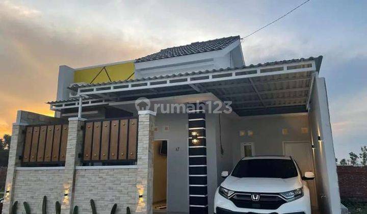 Rumah Cluster Modern Cantik Dekat Area Bisnis SoloBaru 1