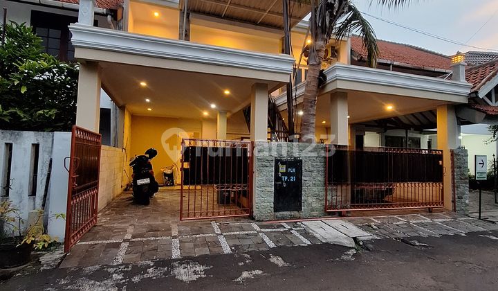 For sale Cheap house in Cempaka Putih, Central Jakarta