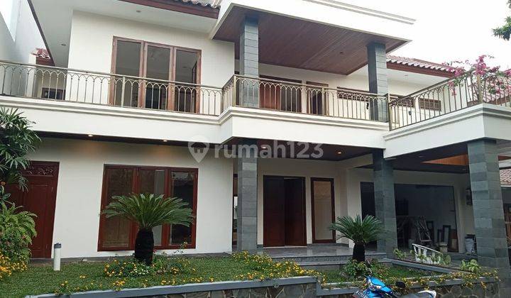 Rumah Ada Kolam Renang Nyaman Di Jati Padang Jakarta Selatan 2