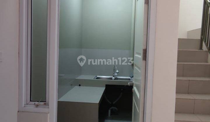 Rumah 2 Lantai, Dapur Direnovasi Ke Samping, di Samara Village, Tangerang 2