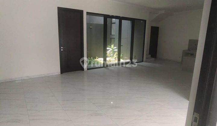 Kan Rumah 2 Lantai Lokasi Flavio Suvarna Sutera 2