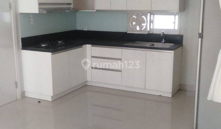 Rainbow Spring Condovillas Apartment Semi Furnished Bagus 4 BR 1