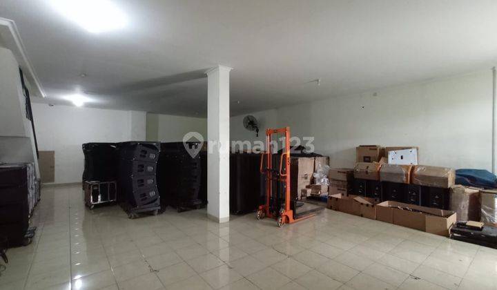 Ruko Alicante gandeng 2, sudah jebol jadi satu, 3 lantai 2