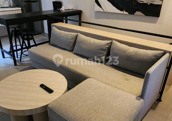 Dijual atau Disewa Rumah Imprehaus, Bsd Rumah 2 Lantai, Full Furnish, Siap Huni