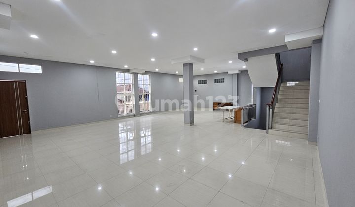 For Rent: Lembang Tourist Area Shop House For Rent: Lembang Tourist Area Shop House