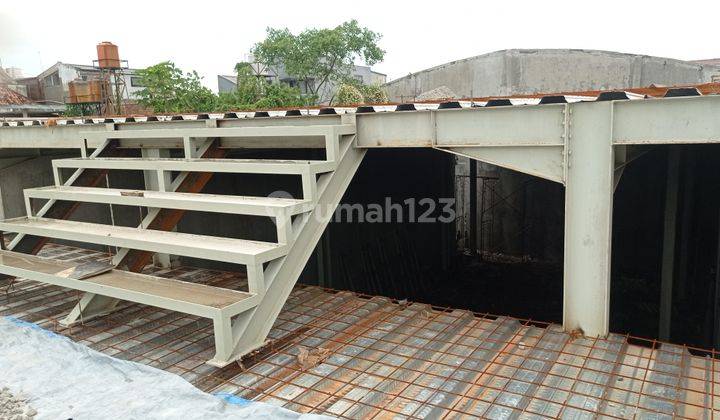 Dijual Tanah dan bangunan mainroad Jenderal Sudirman 3