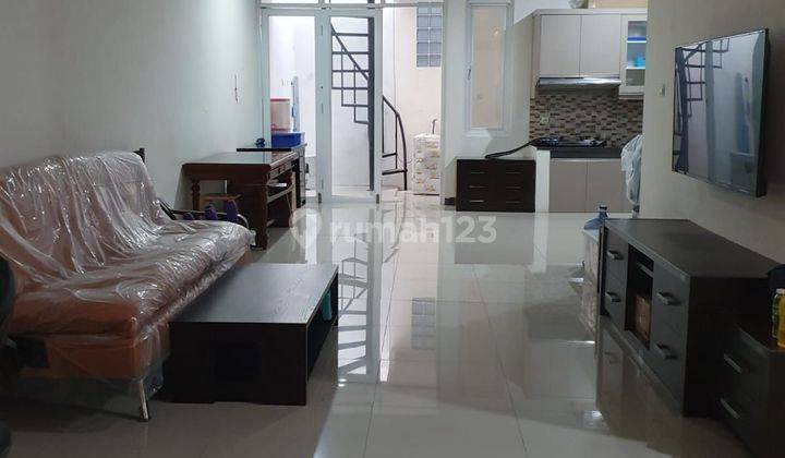 Dijual Rumah Cantik Minimalis baru Renov di Taman Kopo Indah 5  1