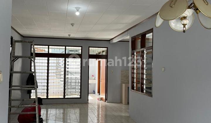 Dijual Rumah Luas Kopo Permai Siap Huni Dijual Rumah Luas Kopo Permai Siap Huni