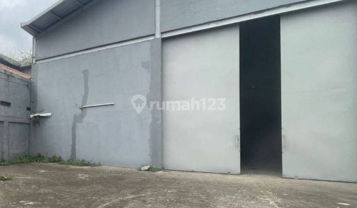 Disewakan Gudang Dayeuh Kolot
Akses container 20feet 2